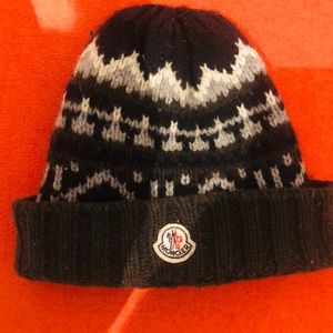 Moncler Boys/Girls Wool & Casmere XS hat